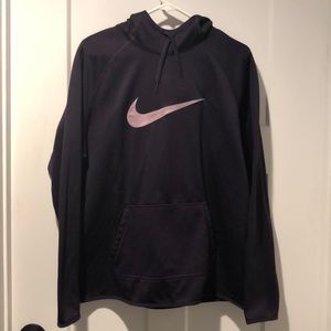 Women’s XL purple Nike sweatshirt